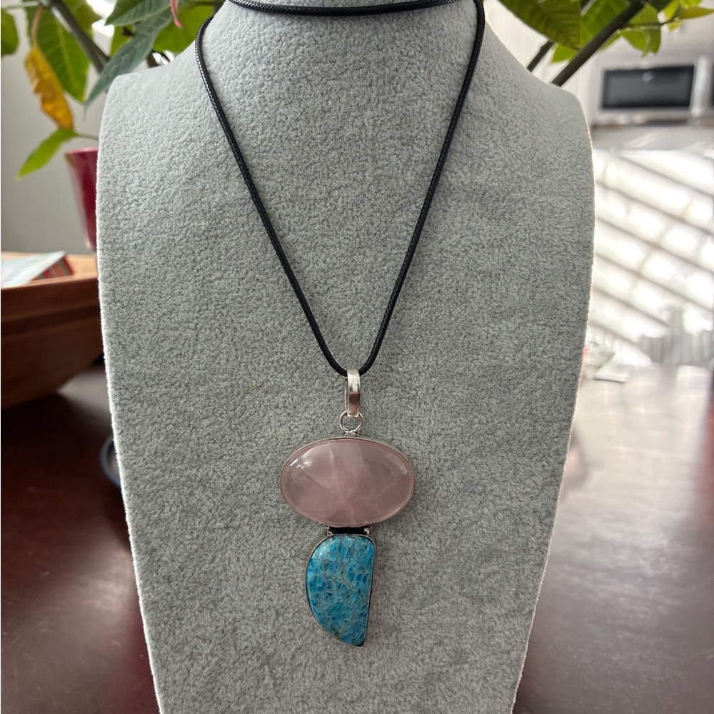 Rose Quartz and Apatite Pendant/Necklace